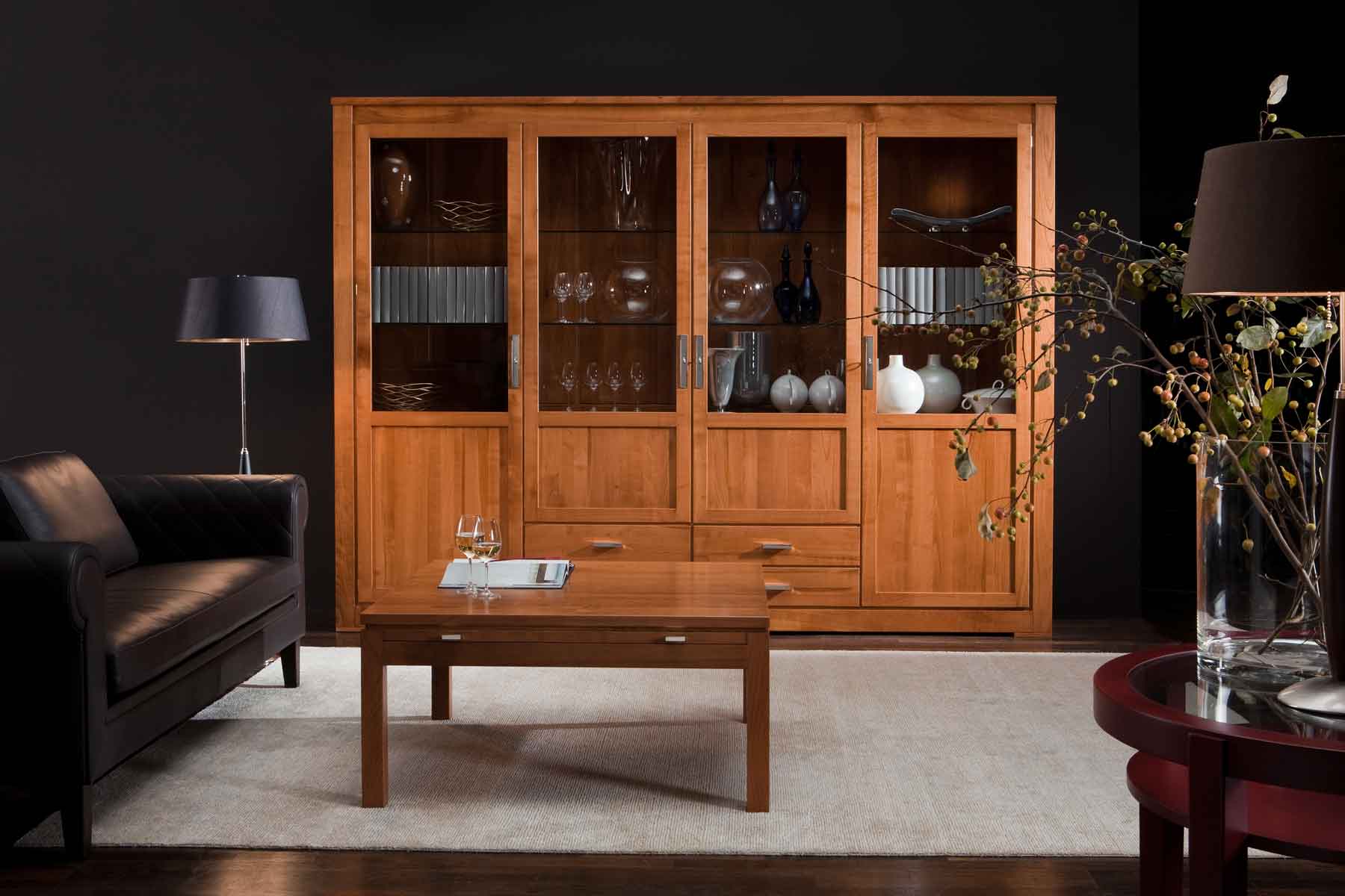 Wohnschrank-bordeaux-kirschbaum